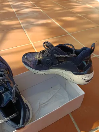 Zapatillas casual azul y blanco