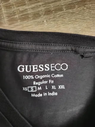 Camiseta Guess Gris Original 1981