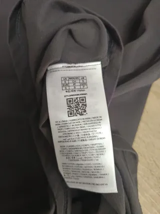 Camiseta Guess Gris Original 1981