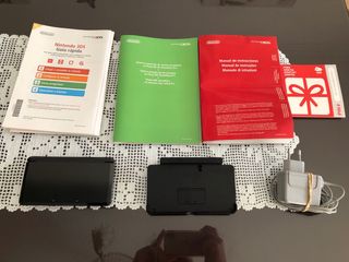 Nintendo 3DS Negra Completa con Accesorios