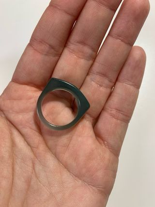 Anello verde acqua in vetro occhiali