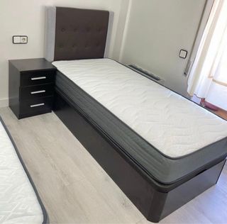 Offerta: Letto + Materasso + Testiera + Comodini