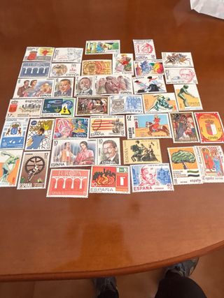 Lote de 36 sellos de España
