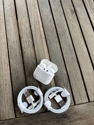 Airpods Bianchi con Cavo