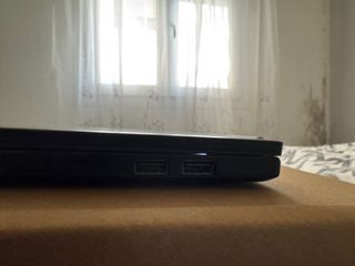 Portátil MSI Modern 15 B7M-041XES AMD Ryzen 5 7530