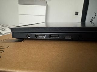 Portátil MSI Modern 15 B7M-041XES AMD Ryzen 5 7530