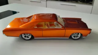Pontiac GTO escala 1:18