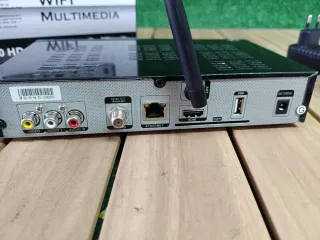 Iris 9700 HD 02 Receptor Satélite