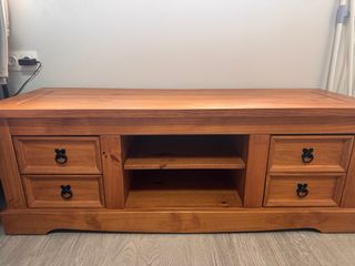 Mueble TV madera 1.30m