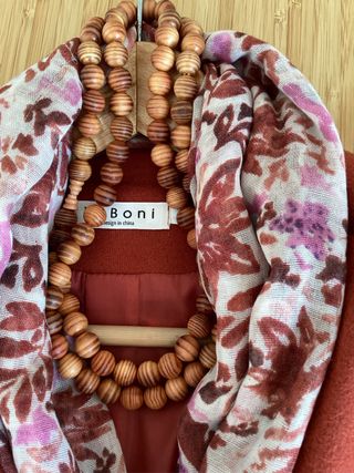 Elegante abrigo de entretiempo