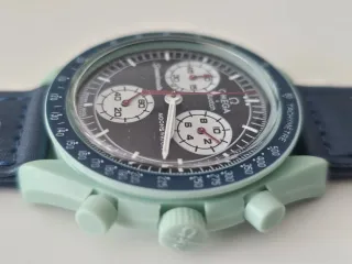 Omega x Swatch Mission to Earth Reloj