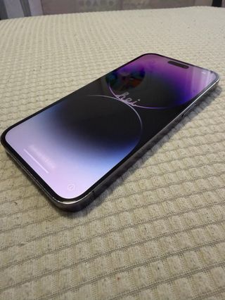 iPhone 14 Pro Max Morado