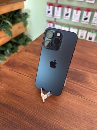 iPhone 15 Pro 256GB Azul Reacondicionado (eSim)