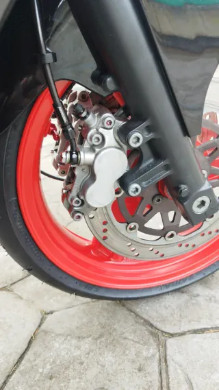Kawasaki ZZR600