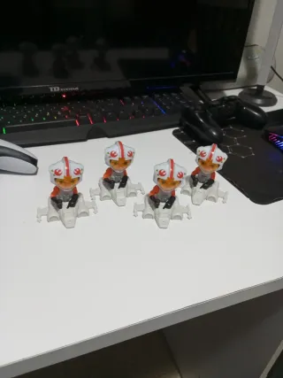 4 Figuras Star Wars Huevos Kinder