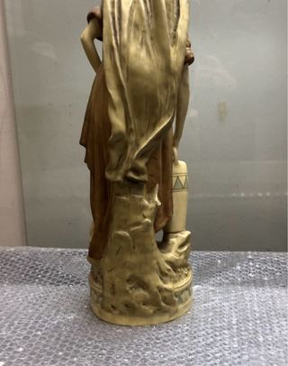 Statua Royal Dux Vintage