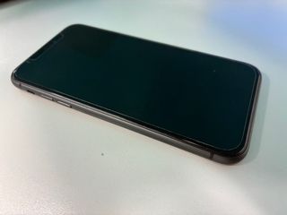 iPhone 11 - 128GB - Negro (impecable)