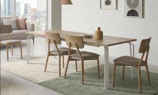 MESA DE COMEDOR EXTENSIBLE ARC.