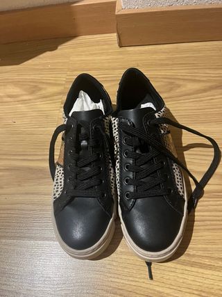 Zapatillas deportivas elegantes