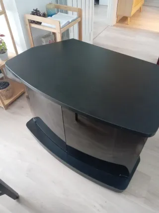 Regalo Mesa de TV negra curva