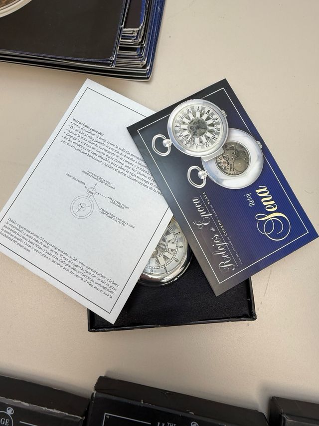 Colección 26 relojes de bolsillo a cuerda