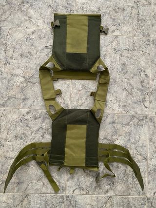 Chaleco militar táctico verde con velcro