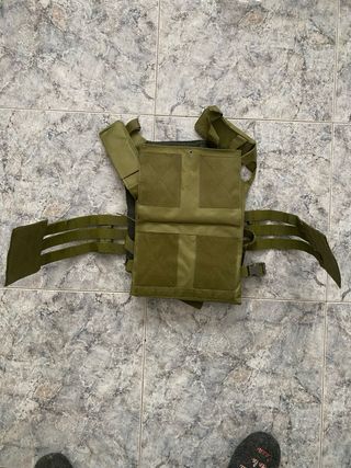 Chaleco militar táctico verde con velcro