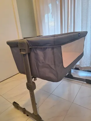 Minicuna Chicco Next2me Esencial Gris