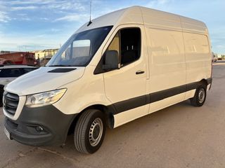 Mercedes-Benz Sprinter 2021