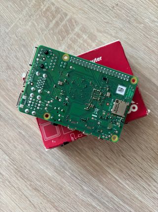 Raspberry Pi 4B 4GB + Cargador