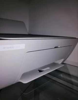 Escritorio+ impresora + organizador con USB.