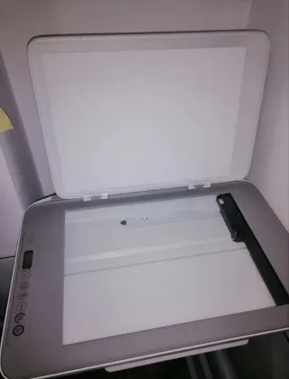 Escritorio+ impresora + organizador con USB.