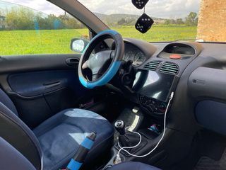 Peugeot 206 2002