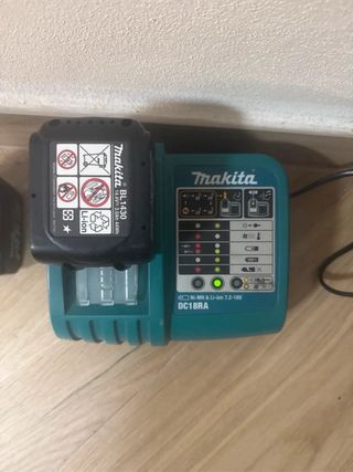 Smerigliatrice Makita a batteria
