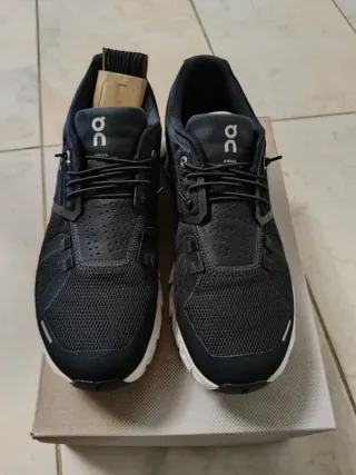 Scarpe uomo On Running nere taglia 42