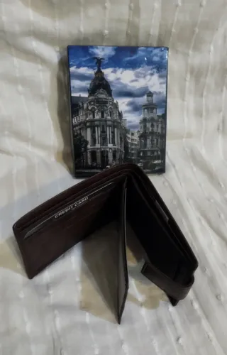Cartera de Piel Marrón