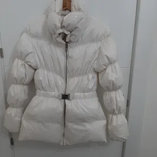 Plumífero Zara blanco