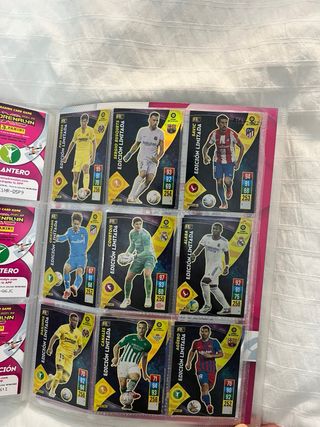 Álbum Adrenalyn XL LaLiga Santander 21-22 completo