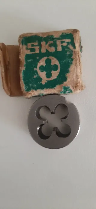 Filiera tonda SKF M10 HSS