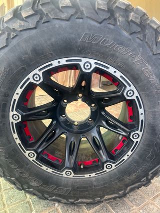 Neumáticos BFGoodrich 285/75 R17