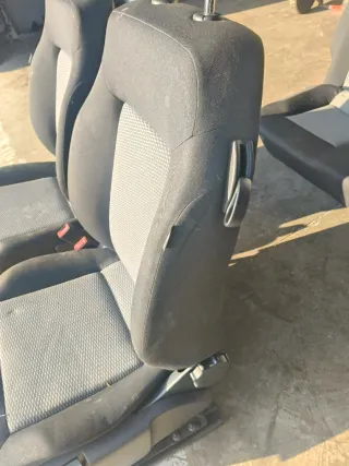 Asientos Volkswagen Polo V 1.2 6R