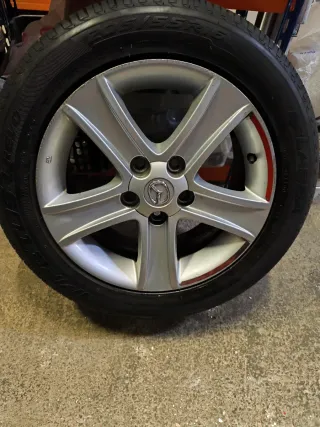 Neumático 205/55R16