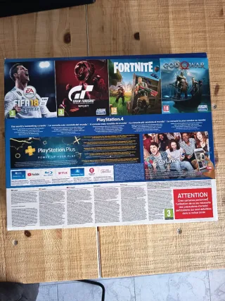 PS4 1TB + 7 Giochi + 2 Controller