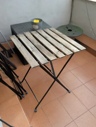 Mesa de terraza madera y metal