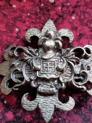 Insignia Cava Segura Viudas