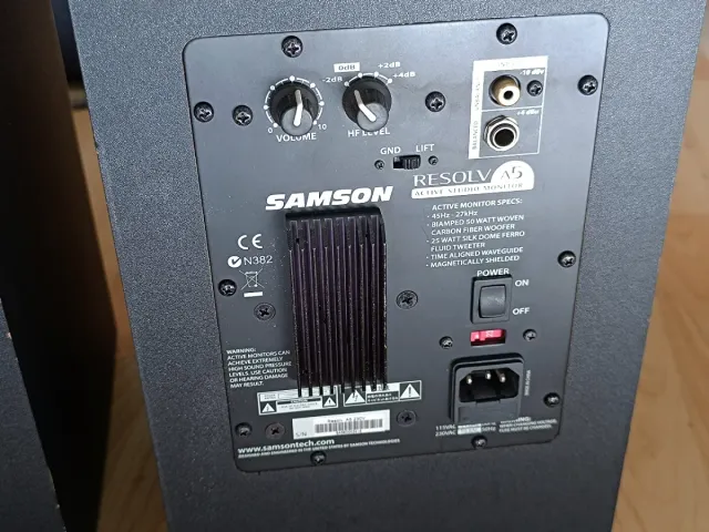 MONITOR SAMSOM RESOLV A5 AMPLIFICADO