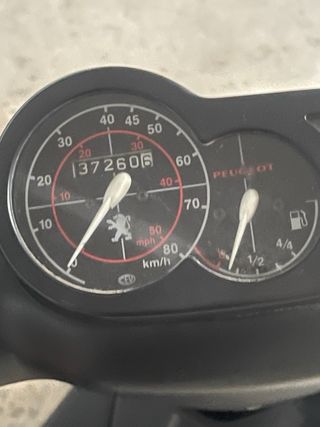 Peugeot Trekker 50cc Scooter Negra