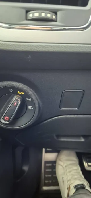 Seat León  16 TDI 115S/ 5P 2020