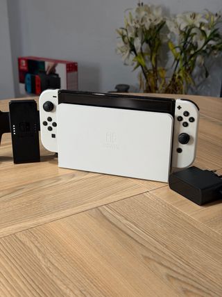 Nintendo Switch OLED Blanca + Accesorios