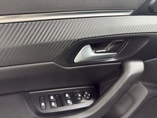 Peugeot 508 Active 1.5 HDI 130 c.v / AUTOMATICO